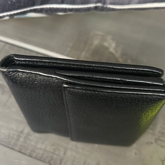 Gucci Black Leather D Ring Compact Wallet - Picture 3 of 8